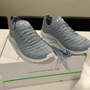NIB Athletic Propulsion Labs APL | Grey | Workout Taining Running | Men 7.5 W 9